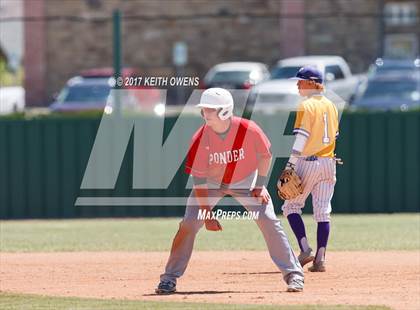 Thumbnail 2 in Farmersville @ Ponder (UIL 3A Region 2 Bi-District Playoff) photogallery.