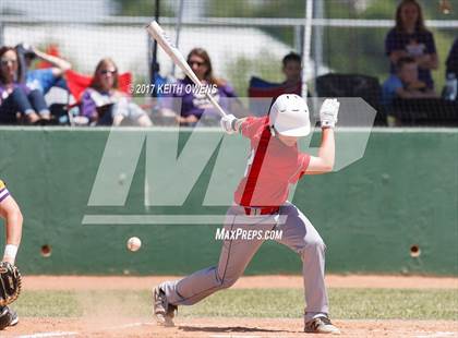 Thumbnail 2 in Farmersville @ Ponder (UIL 3A Region 2 Bi-District Playoff) photogallery.