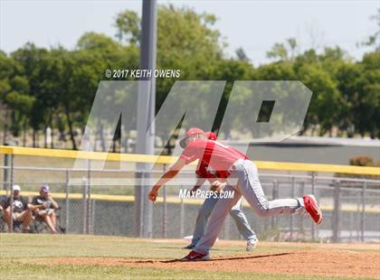 Thumbnail 1 in Farmersville @ Ponder (UIL 3A Region 2 Bi-District Playoff) photogallery.