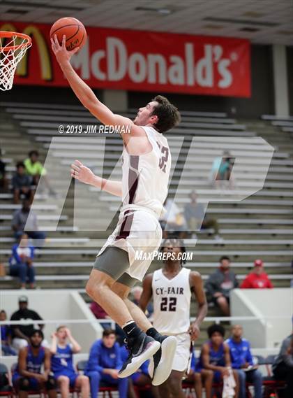 Thumbnail 2 in Dickinson vs. Cy-Fair (McDonald's Texas Invitational) photogallery.