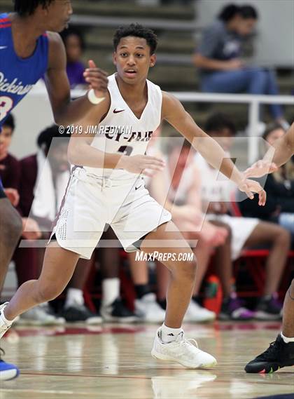 Thumbnail 3 in Dickinson vs. Cy-Fair (McDonald's Texas Invitational) photogallery.