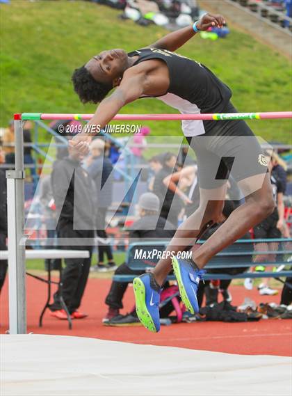 Thumbnail 2 in Title IX Invitational (Jumping Events) photogallery.