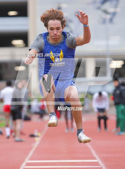 Thumbnail 1 in Title IX Invitational (Jumping Events) photogallery.