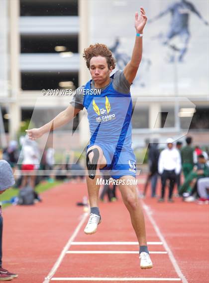 Thumbnail 3 in Title IX Invitational (Jumping Events) photogallery.