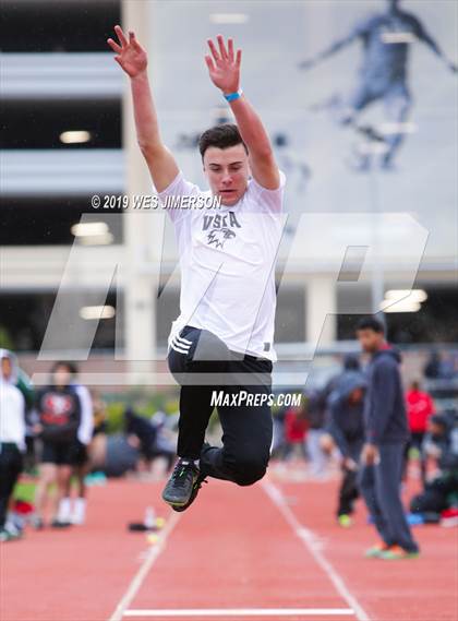 Thumbnail 1 in Title IX Invitational (Jumping Events) photogallery.