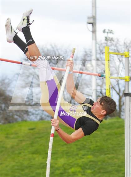 Thumbnail 2 in Title IX Invitational (Jumping Events) photogallery.