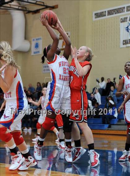Thumbnail 3 in Middle Creek vs. Western Harnett photogallery.