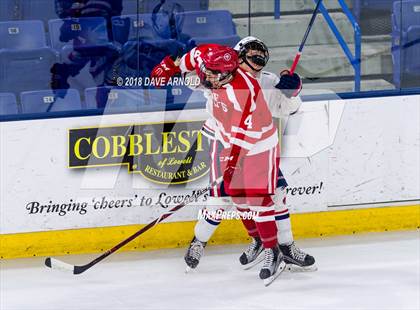 Thumbnail 1 in St. John's vs Central Catholic (MIAA Division 1A) photogallery.