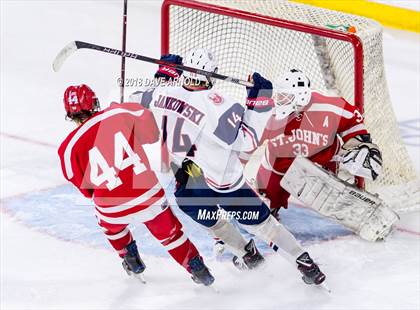 Thumbnail 3 in St. John's vs Central Catholic (MIAA Division 1A) photogallery.
