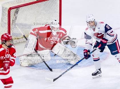 Thumbnail 3 in St. John's vs Central Catholic (MIAA Division 1A) photogallery.