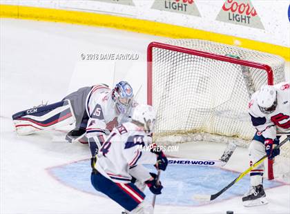 Thumbnail 1 in St. John's vs Central Catholic (MIAA Division 1A) photogallery.