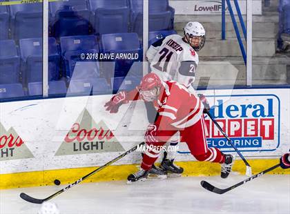 Thumbnail 3 in St. John's vs Central Catholic (MIAA Division 1A) photogallery.