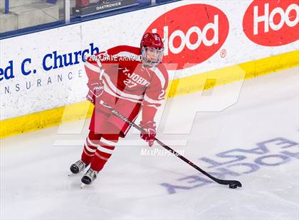 Thumbnail 2 in St. John's vs Central Catholic (MIAA Division 1A) photogallery.