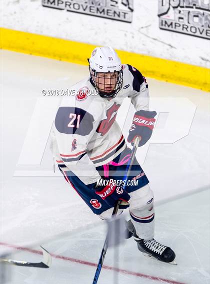 Thumbnail 3 in St. John's vs Central Catholic (MIAA Division 1A) photogallery.