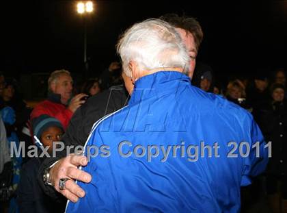 Thumbnail 2 in Windward vs. Excelsior (CIF SS 8-Man D1 Final) photogallery.