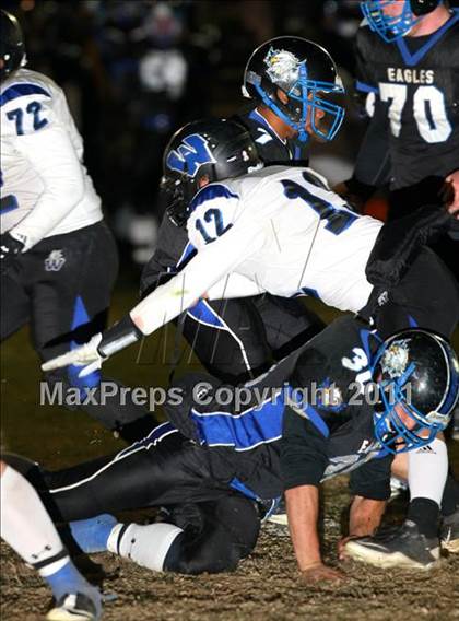 Thumbnail 3 in Windward vs. Excelsior (CIF SS 8-Man D1 Final) photogallery.