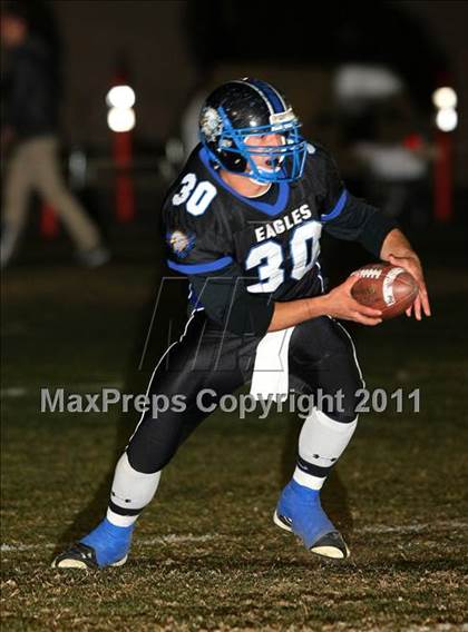 Thumbnail 1 in Windward vs. Excelsior (CIF SS 8-Man D1 Final) photogallery.