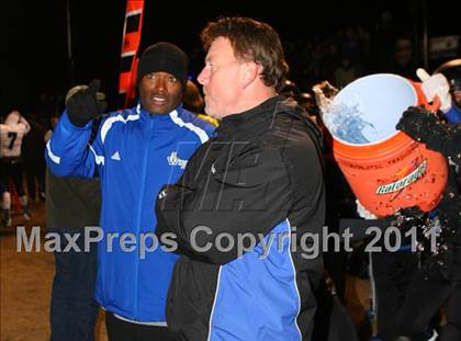 Thumbnail 2 in Windward vs. Excelsior (CIF SS 8-Man D1 Final) photogallery.