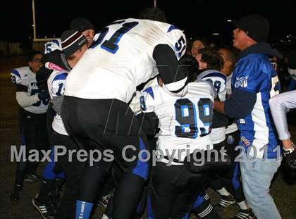 Thumbnail 3 in Windward vs. Excelsior (CIF SS 8-Man D1 Final) photogallery.