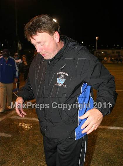 Thumbnail 1 in Windward vs. Excelsior (CIF SS 8-Man D1 Final) photogallery.