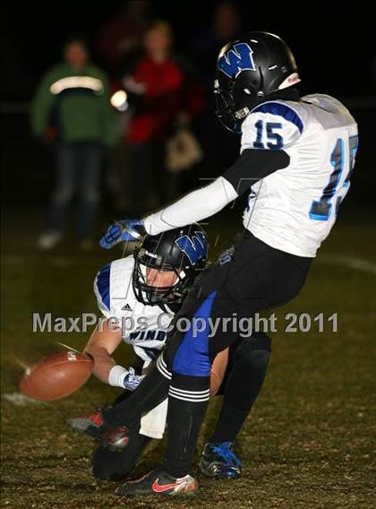 Thumbnail 2 in Windward vs. Excelsior (CIF SS 8-Man D1 Final) photogallery.