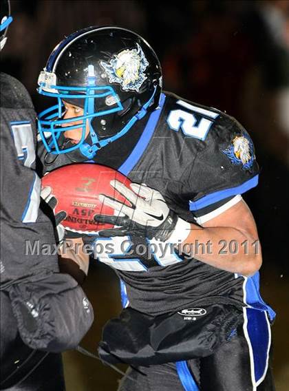 Thumbnail 3 in Windward vs. Excelsior (CIF SS 8-Man D1 Final) photogallery.