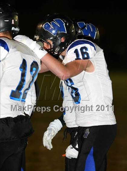 Thumbnail 1 in Windward vs. Excelsior (CIF SS 8-Man D1 Final) photogallery.