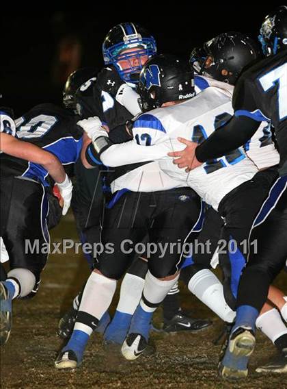 Thumbnail 1 in Windward vs. Excelsior (CIF SS 8-Man D1 Final) photogallery.