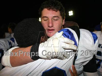 Thumbnail 1 in Windward vs. Excelsior (CIF SS 8-Man D1 Final) photogallery.