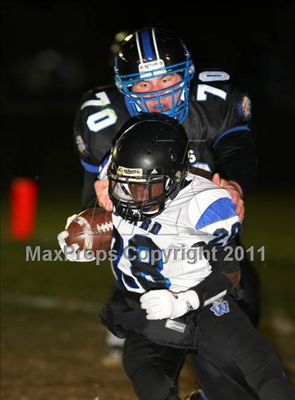 Thumbnail 2 in Windward vs. Excelsior (CIF SS 8-Man D1 Final) photogallery.