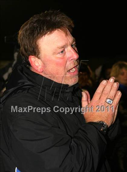 Thumbnail 1 in Windward vs. Excelsior (CIF SS 8-Man D1 Final) photogallery.