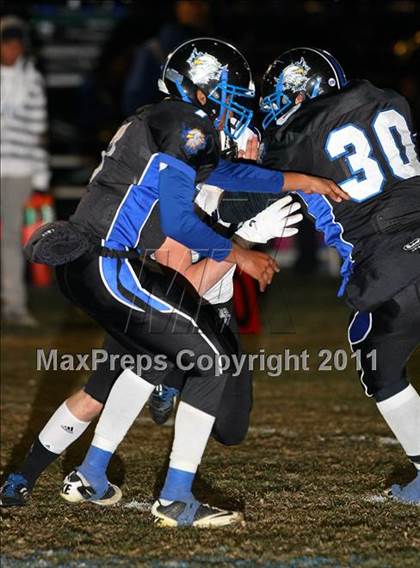 Thumbnail 1 in Windward vs. Excelsior (CIF SS 8-Man D1 Final) photogallery.