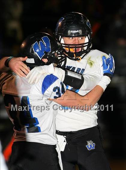 Thumbnail 1 in Windward vs. Excelsior (CIF SS 8-Man D1 Final) photogallery.
