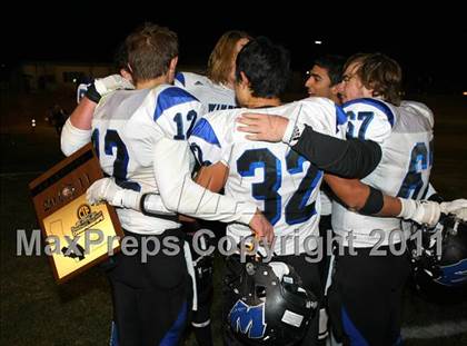 Thumbnail 2 in Windward vs. Excelsior (CIF SS 8-Man D1 Final) photogallery.