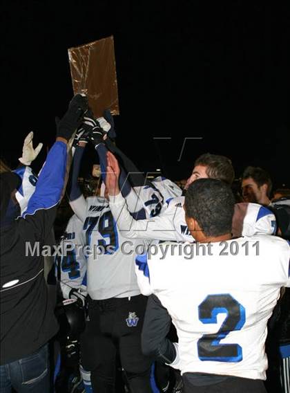 Thumbnail 3 in Windward vs. Excelsior (CIF SS 8-Man D1 Final) photogallery.