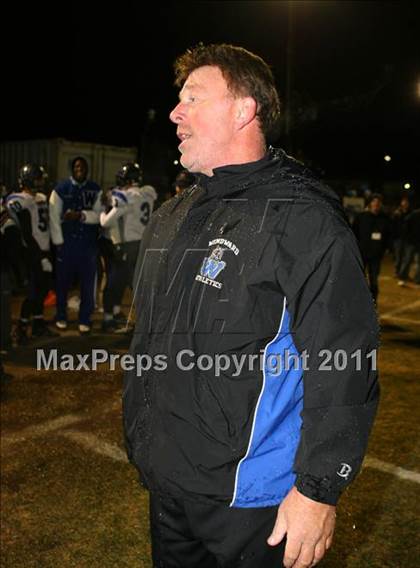 Thumbnail 2 in Windward vs. Excelsior (CIF SS 8-Man D1 Final) photogallery.