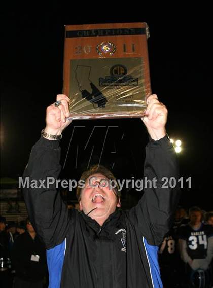 Thumbnail 1 in Windward vs. Excelsior (CIF SS 8-Man D1 Final) photogallery.