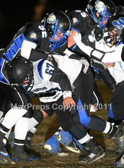 Thumbnail 3 in Windward vs. Excelsior (CIF SS 8-Man D1 Final) photogallery.