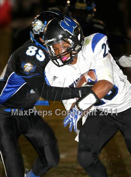 Thumbnail 2 in Windward vs. Excelsior (CIF SS 8-Man D1 Final) photogallery.