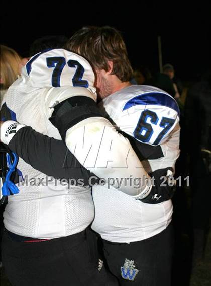 Thumbnail 2 in Windward vs. Excelsior (CIF SS 8-Man D1 Final) photogallery.