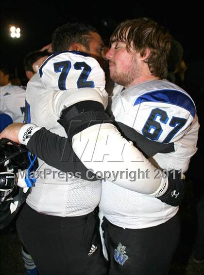 Thumbnail 3 in Windward vs. Excelsior (CIF SS 8-Man D1 Final) photogallery.