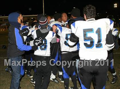Thumbnail 2 in Windward vs. Excelsior (CIF SS 8-Man D1 Final) photogallery.