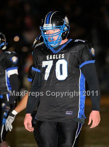 Thumbnail 1 in Windward vs. Excelsior (CIF SS 8-Man D1 Final) photogallery.