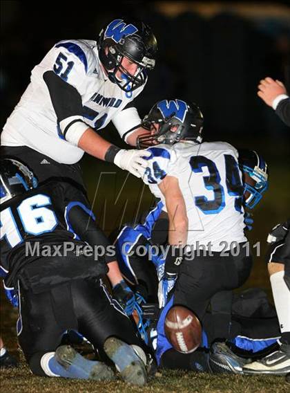 Thumbnail 1 in Windward vs. Excelsior (CIF SS 8-Man D1 Final) photogallery.