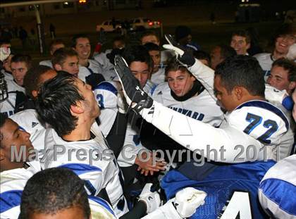Thumbnail 1 in Windward vs. Excelsior (CIF SS 8-Man D1 Final) photogallery.