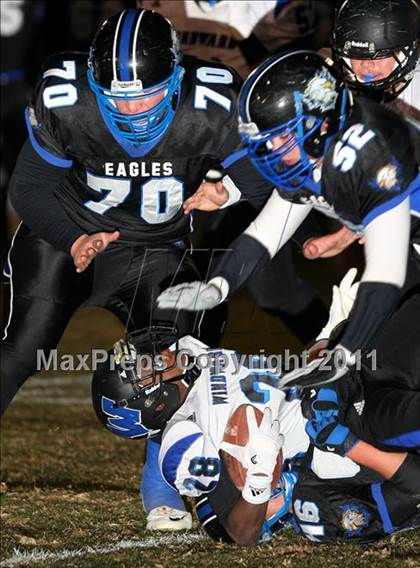 Thumbnail 1 in Windward vs. Excelsior (CIF SS 8-Man D1 Final) photogallery.