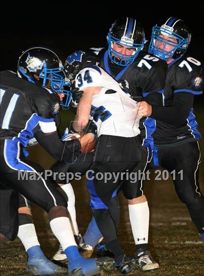 Thumbnail 1 in Windward vs. Excelsior (CIF SS 8-Man D1 Final) photogallery.
