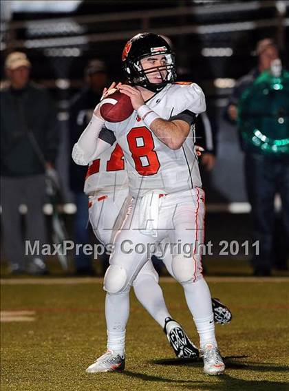 Thumbnail 1 in Ridgefield vs. Staples (CIAC Class LL Quarterfinal) photogallery.