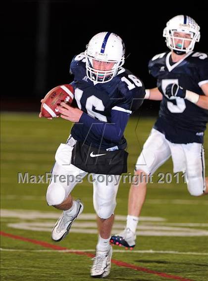 Thumbnail 2 in Ridgefield vs. Staples (CIAC Class LL Quarterfinal) photogallery.