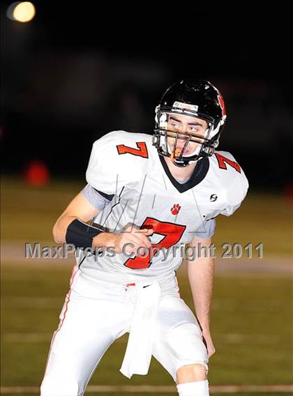 Thumbnail 1 in Ridgefield vs. Staples (CIAC Class LL Quarterfinal) photogallery.